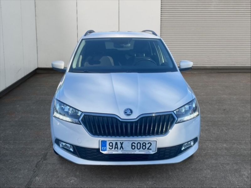Škoda Fabia 1,0 TSI 70 Ambition - fotka 2 z 11