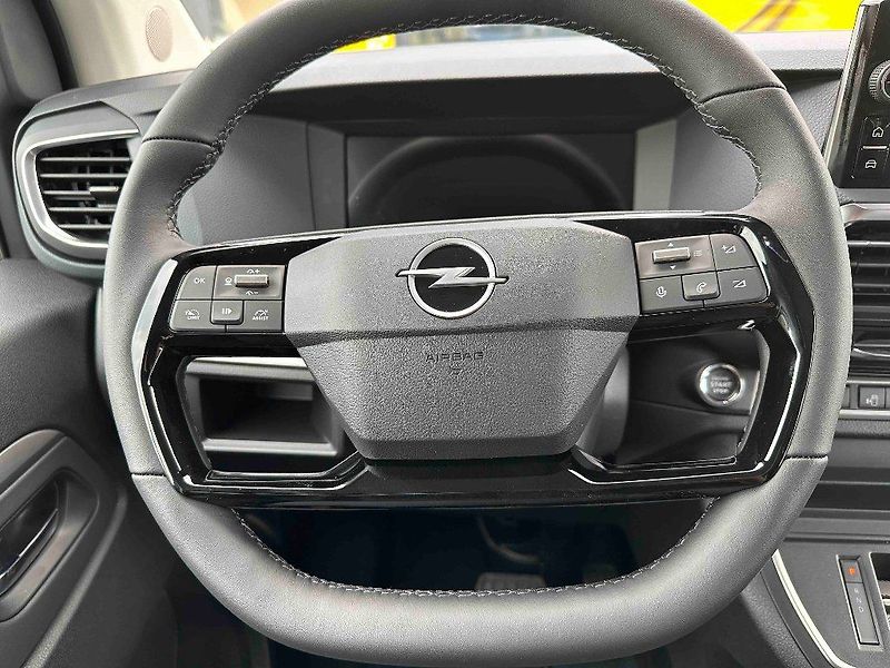 Opel Zafira Elegance 2.2 CDTI 132kW AT8 - fotka 14 z 28