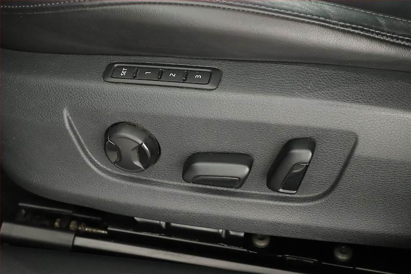 Škoda Superb (2017) 2.0 TDI, Automat, Kůže, Navi - fotka 15 z 19