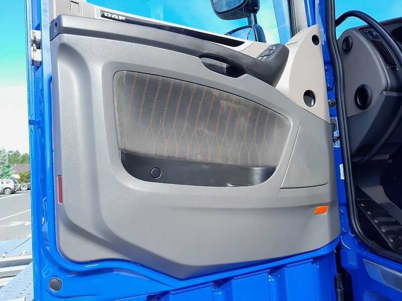 DAF XF 460 FT SC Standart - fotka 9 z 27