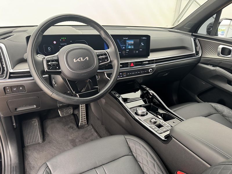 Kia Sorento 2.2d*143kw*4x4*DPH*Pano* - fotka 23 z 50