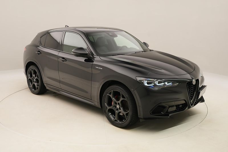 Alfa Romeo Stelvio VELOCE 2.2JTDm REZERVACE - fotka 16 z 62