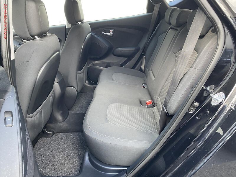 Hyundai ix35 (2013) 1.6 GDi, AC, TZ - fotka 10 z 16