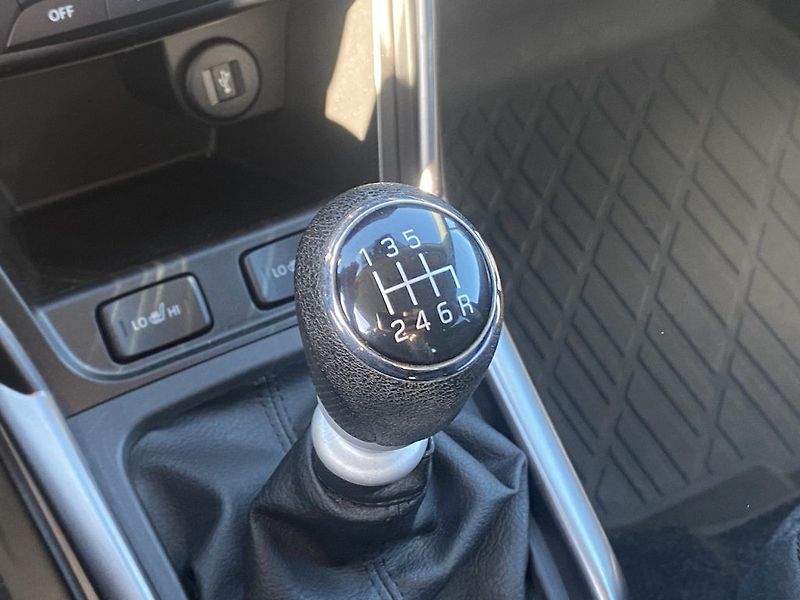 Suzuki SX4 S-Cross 1.4 BoosterJet, Premium, +pneu - fotka 23 z 28