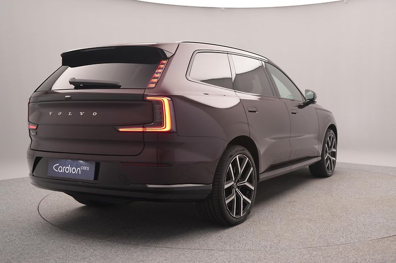 Volvo EX90 (2026) PURE ELECTRIC TWIN ULTRA 7míst - fotka 12 z 27