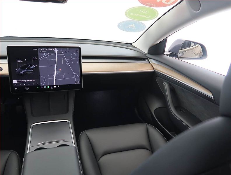 Tesla Model 3 (2023) Long Range 4WD 84kWh, SoH 97% - fotka 8 z 32