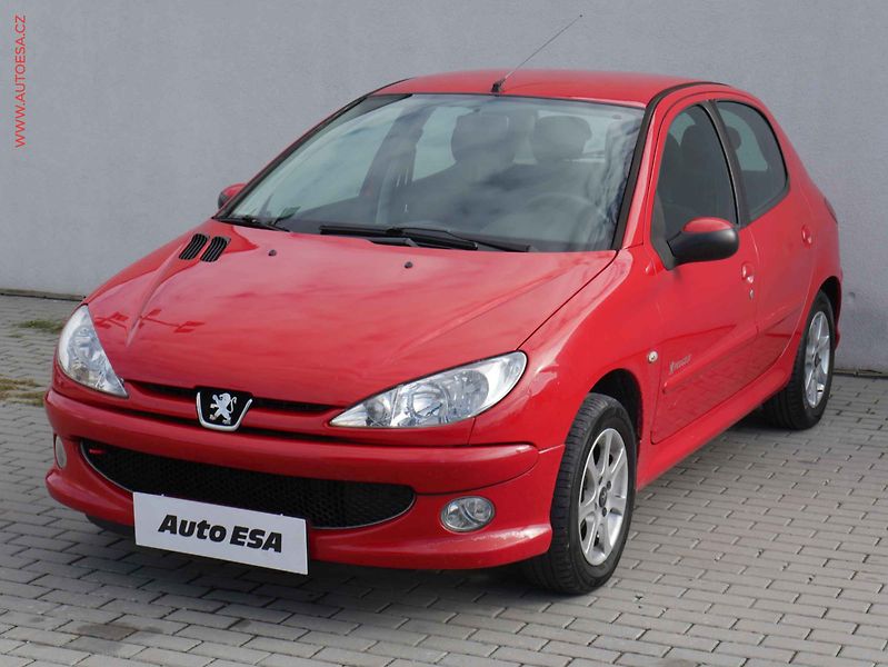 Peugeot 206 (2008) 1.4i, ČR, Klima - fotka 3 z 15