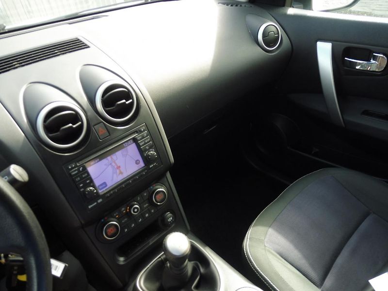 Nissan Qashqai 1.5DCi 110PS NAVI STK TOP STAV - fotka 181 z 189