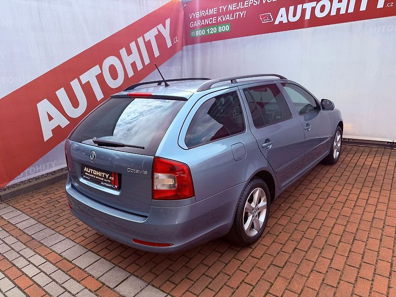Škoda Octavia 1.4 TSi Elegance, Serviska - fotka 6 z 33