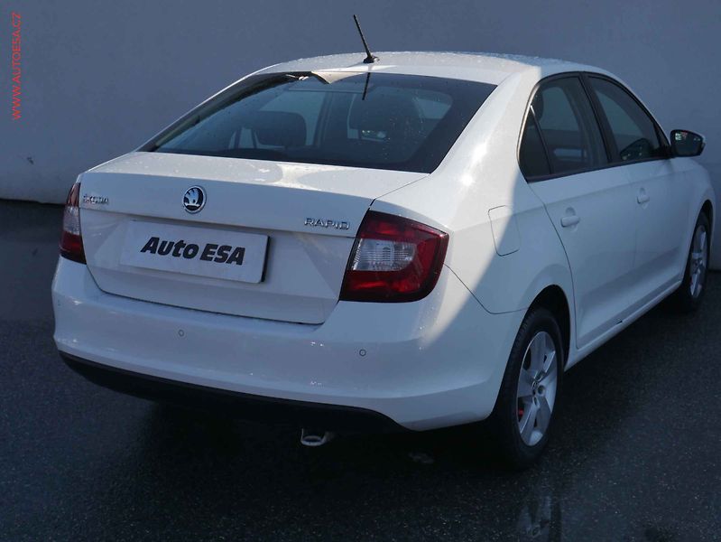 Škoda Rapid (2019) 1.0TSi, ČR, Ambition - fotka 4 z 13