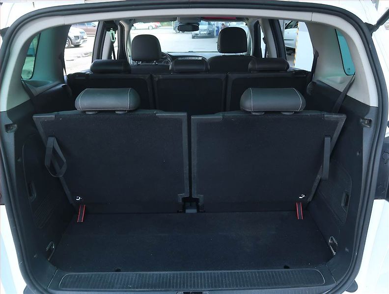 Opel Zafira (2017) 1.4 Turbo, LPG, 7 míst - fotka 14 z 20