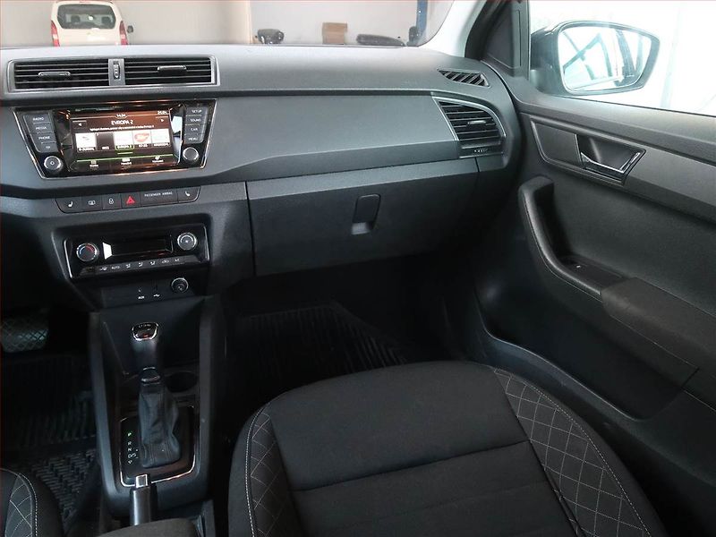 Škoda Fabia (2016) 1.2 TSI, Automat, Tempomat - fotka 8 z 17
