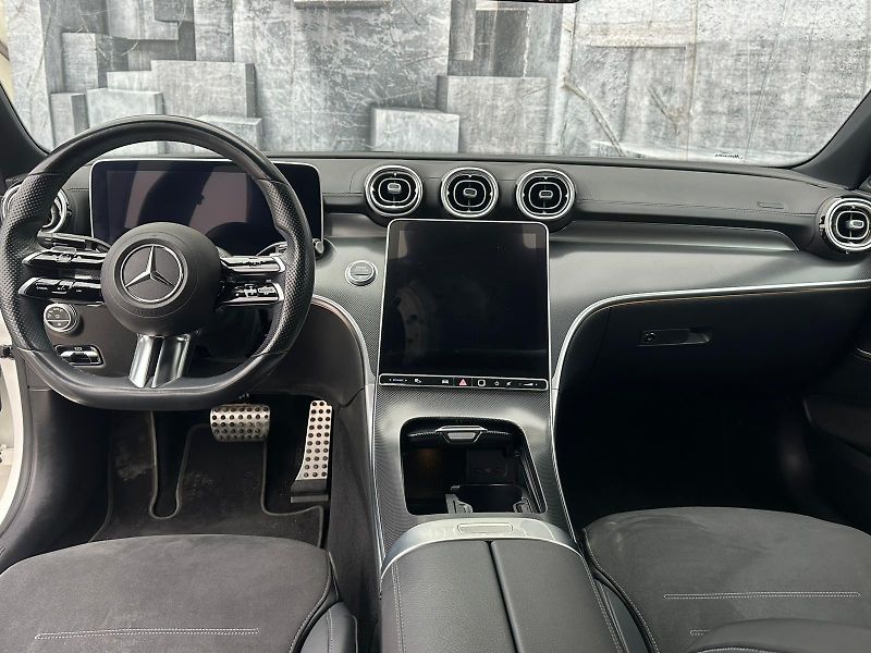 Mercedes-Benz Třídy C (2021) C200, 4MATIC, AMG, DPH - fotka 18 z 47