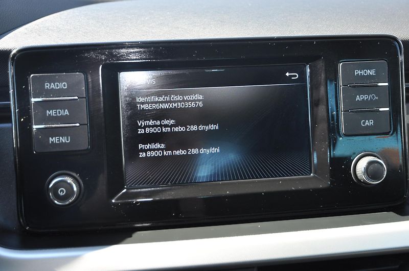 Škoda Scala 1.0TSi 85kW Style - fotka 16 z 18