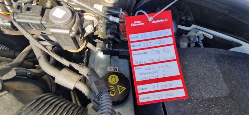 Volkswagen Golf (2016) R-line 1.6TDI 81kW - fotka 28 z 28