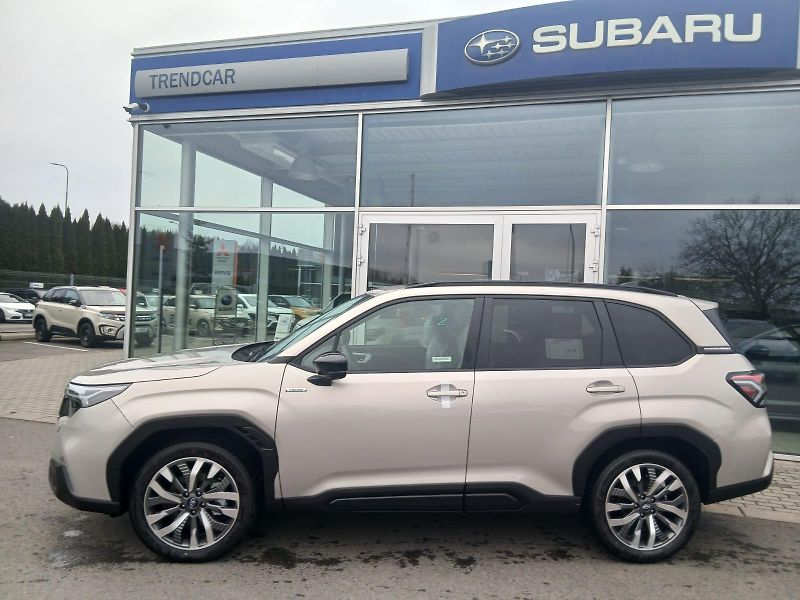 Subaru Forester (2025) 2.0i-S ES TOURING  *NOVINKA* - fotka 2 z 9