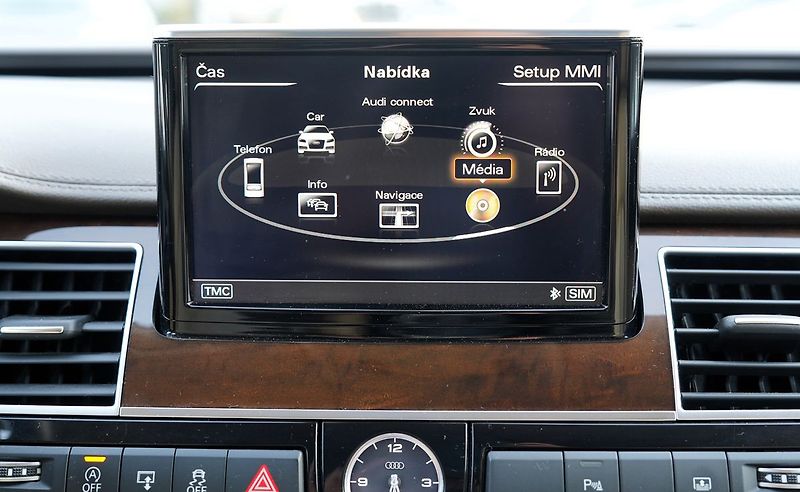 Audi A8 3.0 TDI Quattro/Tiptr./Matrix - fotka 41 z 48