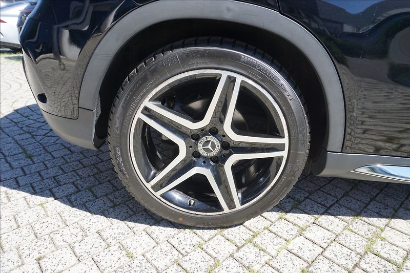 Mercedes-Benz GLA 2,1 220d 4M 1.maj ČR - fotka 7 z 17