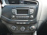 Kia Ceed (2016) 1.4i, ČR, AC, temp - náhled 11