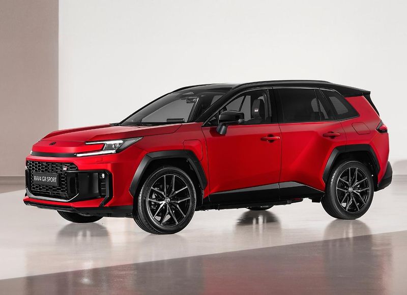 Toyota RAV4 (2026) NG26 2.5 HEV 4X4 - GR Sport - fotka 7 z 16