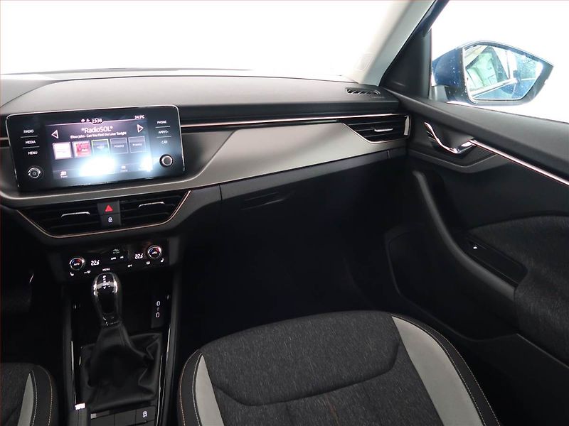 Škoda Kamiq (2023) Style 1.0 TSI - fotka 8 z 16