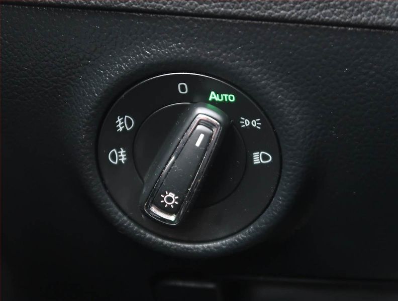 Škoda Superb (2016) Style Plus 2.0 TDI, Automat - fotka 17 z 24