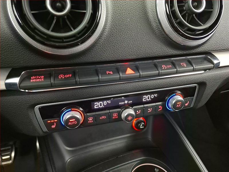 Audi A3 (2014) S-Line 2.0 TDI, Navi, Xenony - fotka 14 z 18