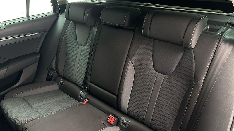 Škoda Octavia 1.5 TSI E-Tec DSG Style Combi - fotka 16 z 28