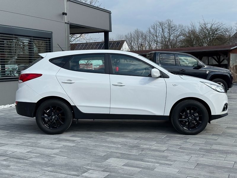 Hyundai ix35 (2012) 1,7 Crdi 85 KW - fotka 4 z 32