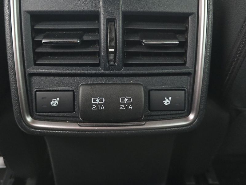 Subaru Forester (2020) 2.0 HEV 110kW 4x4, Serv. kniha - fotka 27 z 28