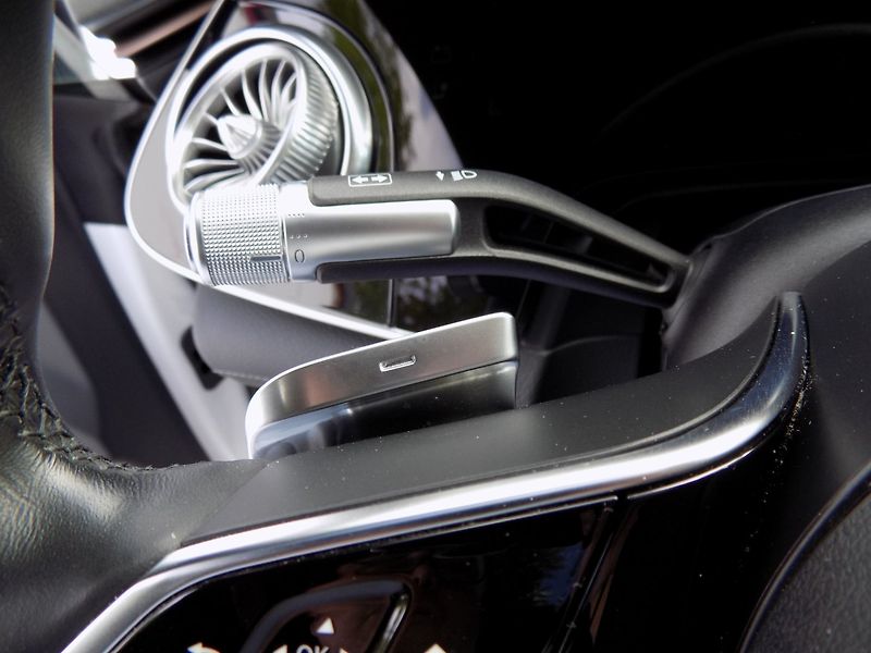 Mercedes-Benz EQS (2022) 580/AMG-Line/4-Matic/Full-LED/ - fotka 27 z 47