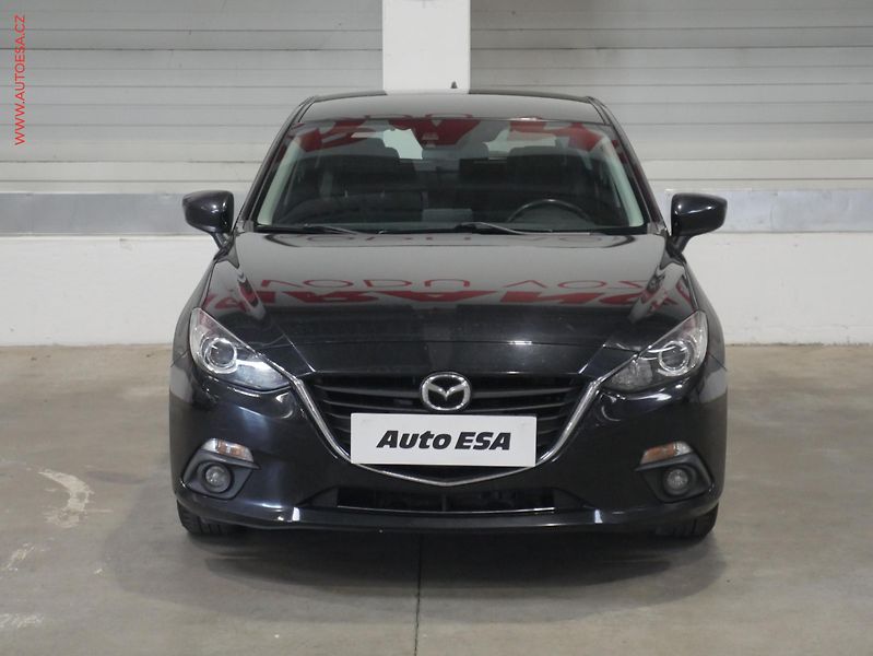 Mazda 3 (2014) 2.0 i, ČR, Navi, xenon - fotka 2 z 18