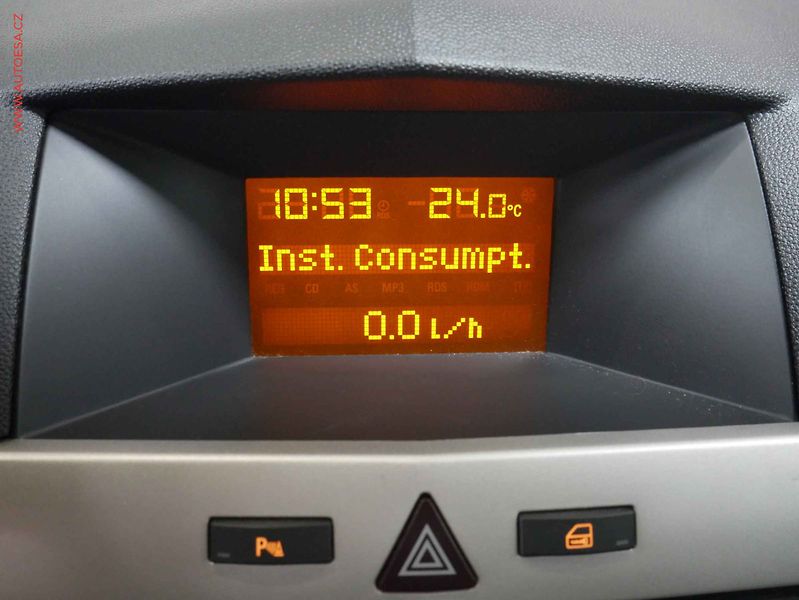Opel Astra (2007) 1.6i Twin TOP, AC, temp - fotka 15 z 17