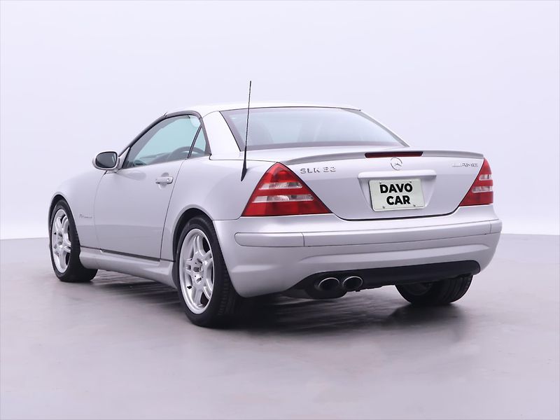 Mercedes-Benz SLK 3,2 32AMG 260kW AT 66tkm DPH - fotka 5 z 34