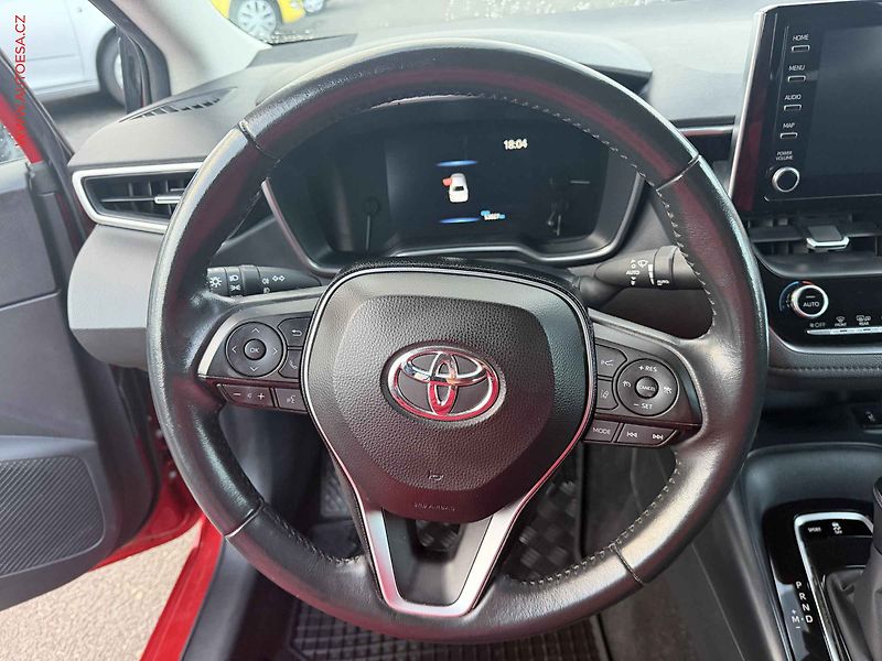 Toyota Corolla (2022) 1.5 V VT-i, 2.maj, Dynamic - fotka 12 z 18