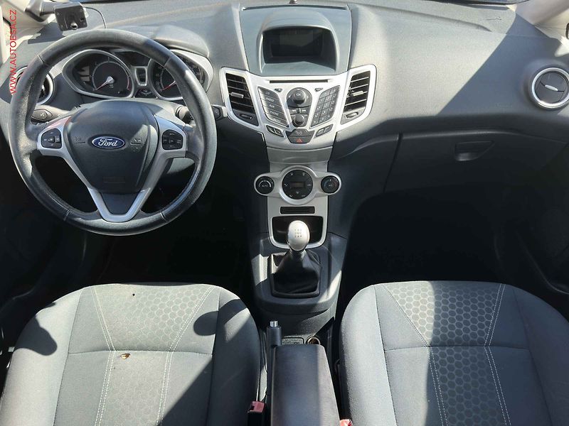 Ford Fiesta (2012) 1.6 TDCI, AC, temp - fotka 8 z 15