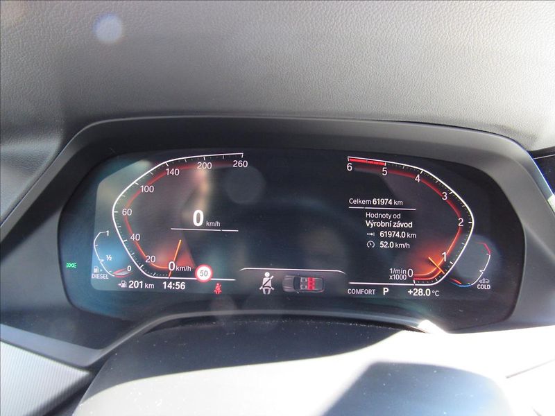 BMW X5 3,0 D xDrive30D M-Paket - fotka 13 z 34