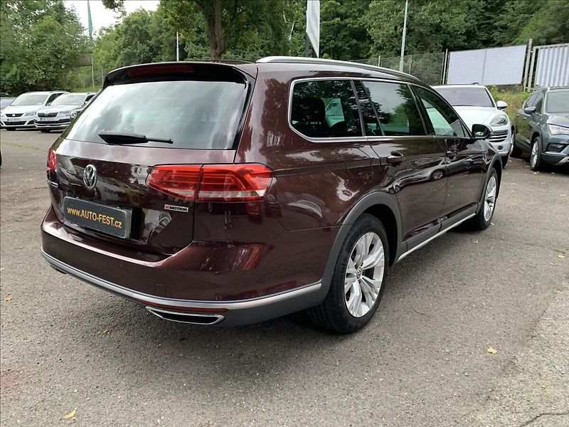 Volkswagen Passat 2,0 TDI ALLTRACK 1.MAJ.,ČR,SER - fotka 5 z 20