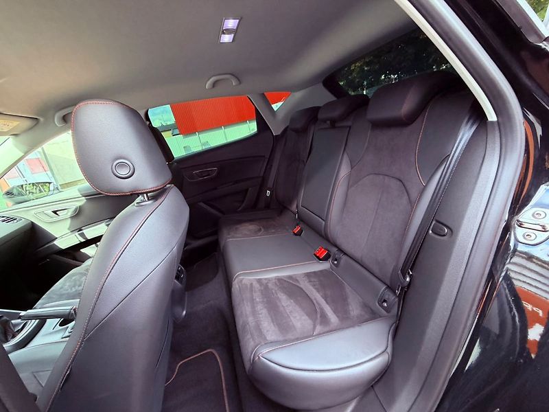 Seat Leon 1.4 TSi FR, Serviska - fotka 12 z 30
