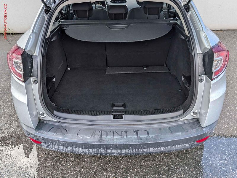 Renault Mégane (2015) 1.5dCi, AC, temp - fotka 7 z 17