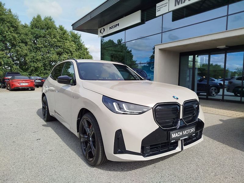 BMW X3 M50 xDrive - fotka 5 z 38