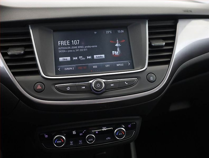 Opel Crossland X (2018) 1.2 Turbo, ČR,1.maj - fotka 10 z 17