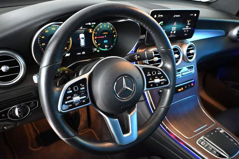 Mercedes-Benz GLC (2021) 2.0 300 E 4MATIC 9G-TRONIC LED - fotka 14 z 47