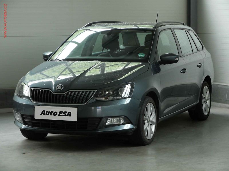 Škoda Fabia (2018) 1.0TSi, 2.maj,ČR, Style - fotka 3 z 22