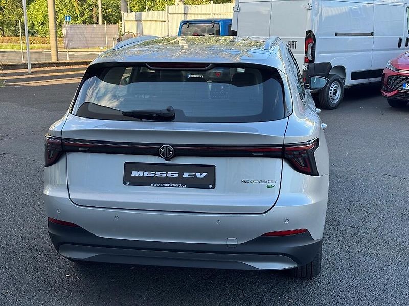 MG MGS5 EV (2026) Emotion (49 kWh) - fotka 8 z 40