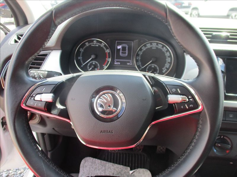 Škoda Fabia 1,0 TSI, klima,servis,DPH,CZ, - fotka 19 z 30