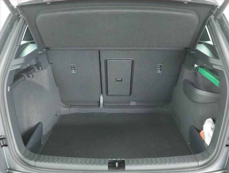 Škoda Karoq (2024) Sportline 1.5 TSI - fotka 14 z 22