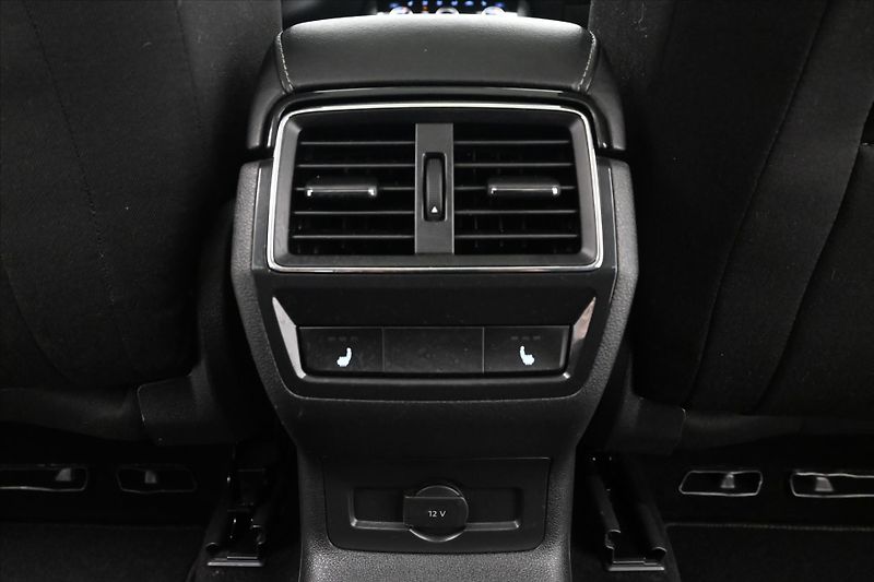 Škoda Kodiaq 2,0 TDI 147 kW DSG 4x4 TAŽNÉ Z - fotka 22 z 33