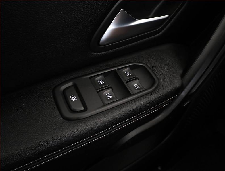 Dacia Duster (2022) 1.0 TCe, LPG, ČR,1.maj, Navi - fotka 15 z 17