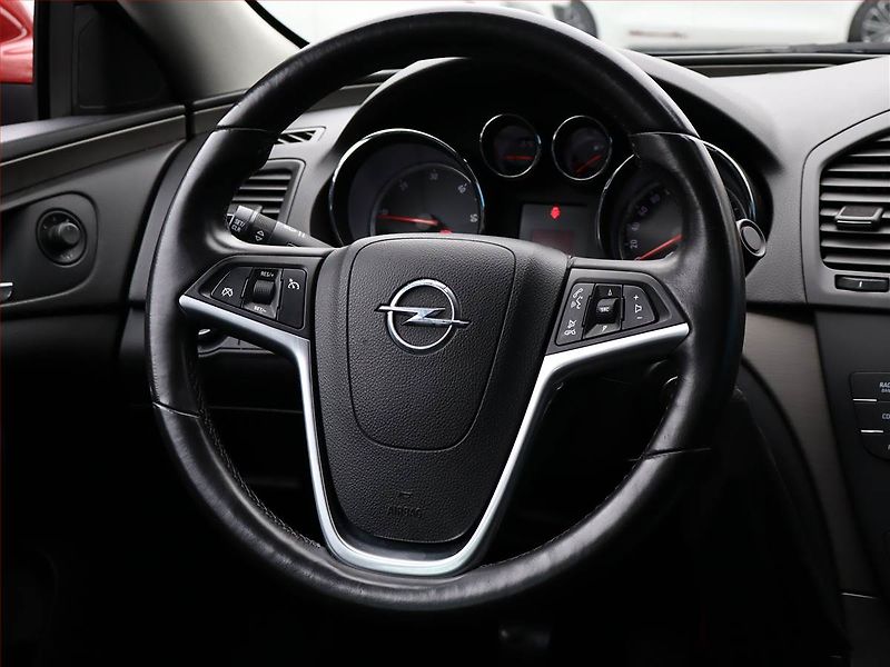 Opel Insignia (2009) 2.0 CDTI, Serv.kniha, Tempomat - fotka 13 z 13